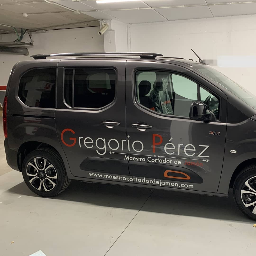 Gregorio Pérez - Diseño Gráfico - alQuimia Publicidad - Valladolid